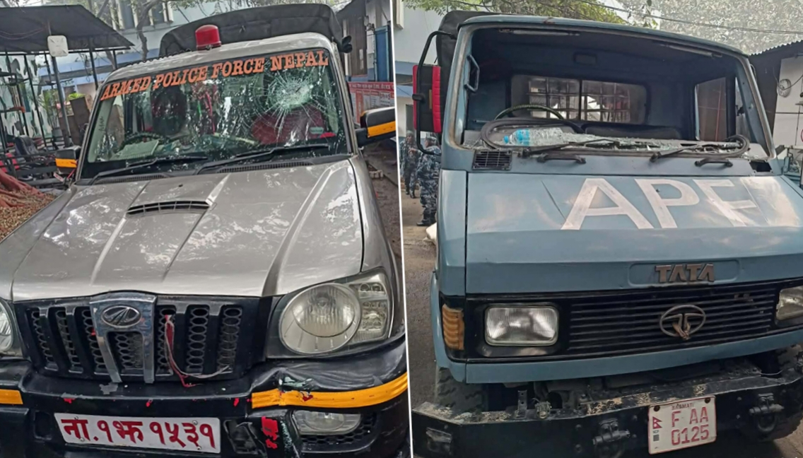 वीरगञ्जमा अवैध कपडा गोदाममा छापा, तस्करको आक्रमणबाट तीन सशस्त्र प्रहरी घाइते - BishwaKhabar.Com